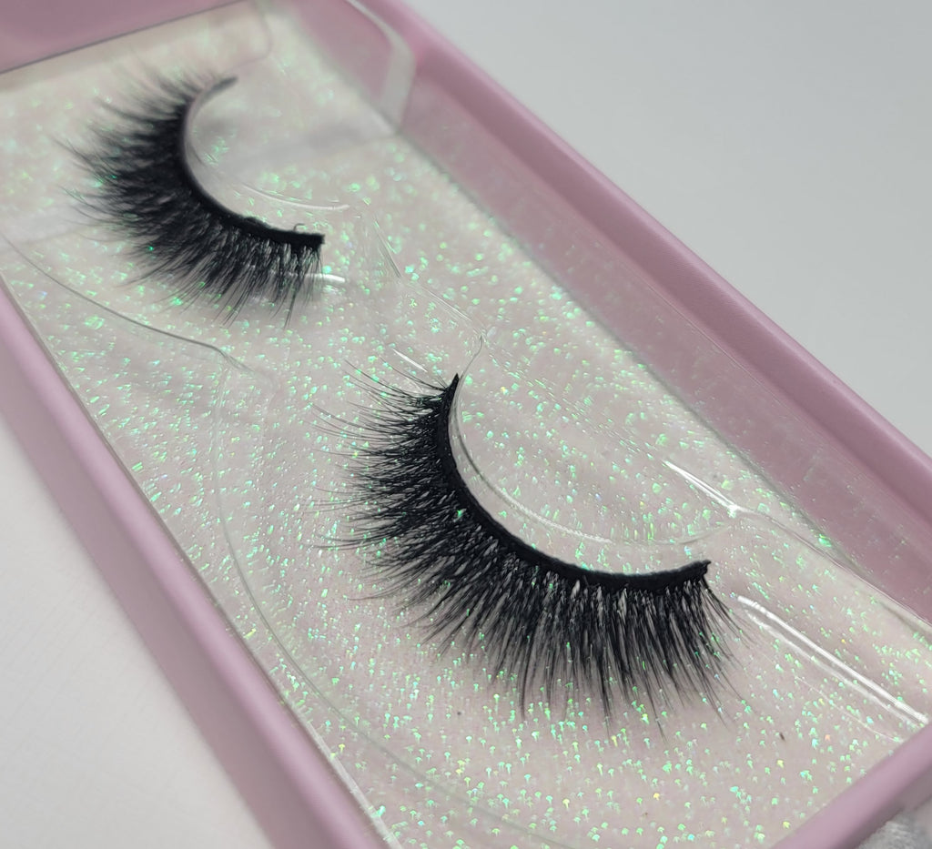 Pink Mint Banded Lashes