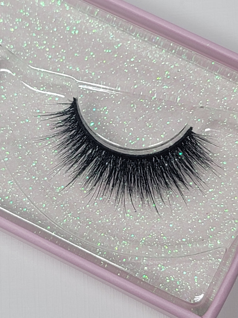 Pink Mint Banded Lashes
